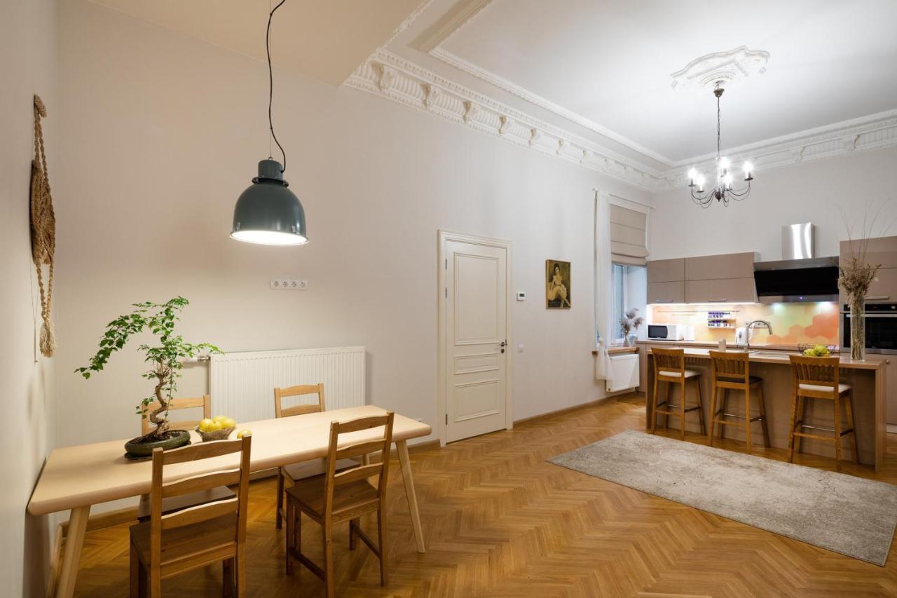 Old Riga Modern And Spacious 2 Bedroom Apartment ภายนอก รูปภาพ