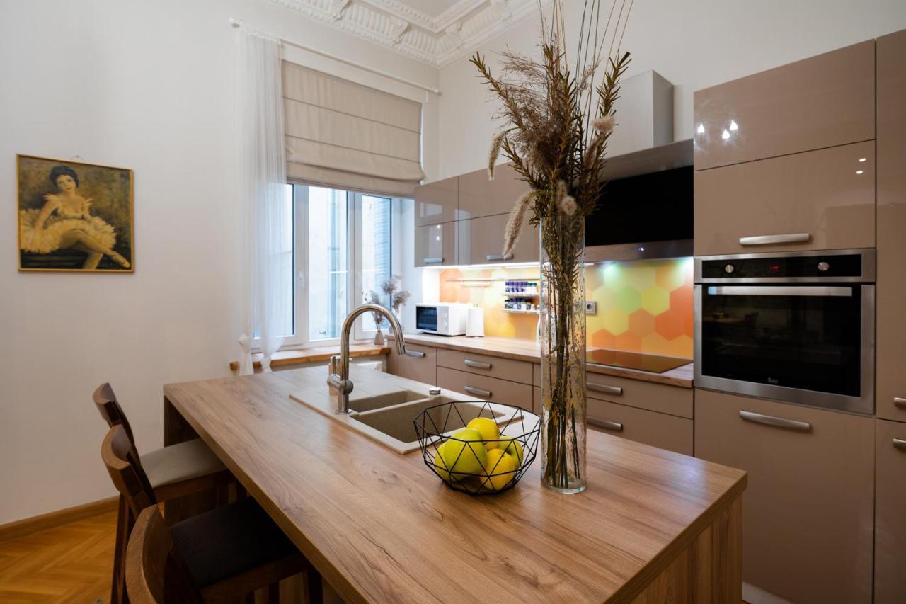 Old Riga Modern And Spacious 2 Bedroom Apartment ภายนอก รูปภาพ